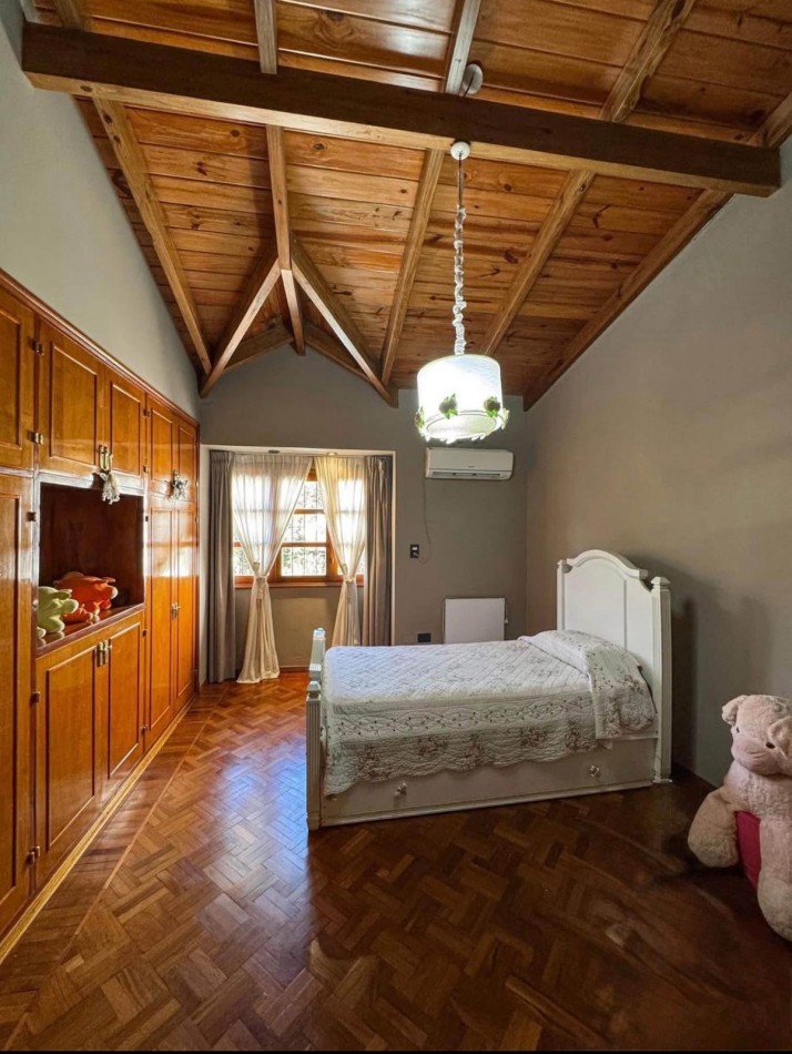 ESPECTACULAR CASA EN ALQUILER TRES CERRITOS