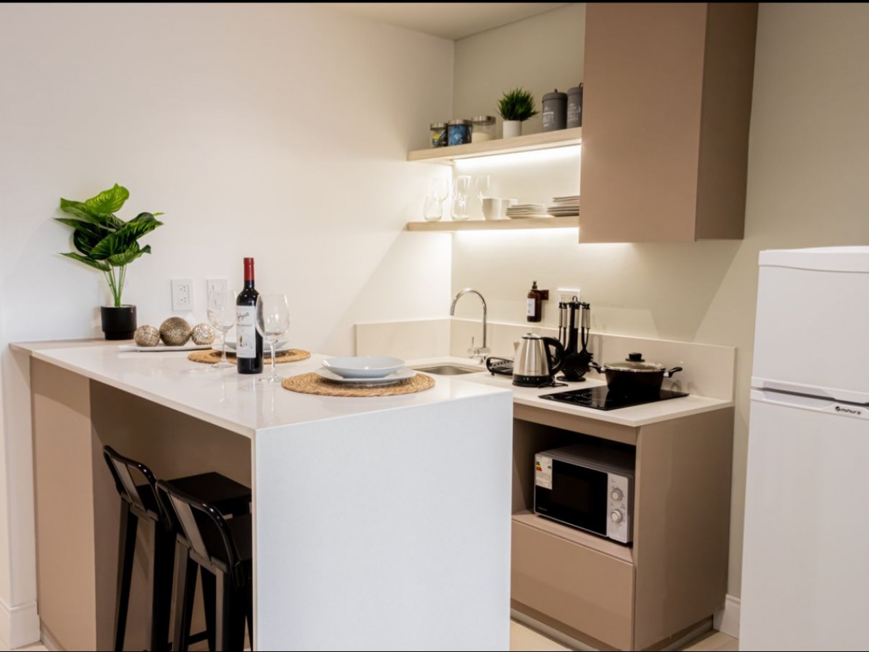 ALQUILER DEPARTAMENTO MONOAMBIENTE CON PATIO / BALCON