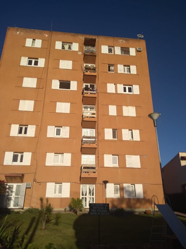 HERMOSO DEPARTAMENTO TRES DORM EN TRES CERRITOS