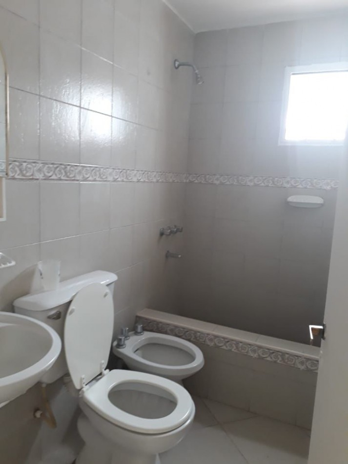 HERMOSO DEPARTAMENTO TRES DORM EN TRES CERRITOS