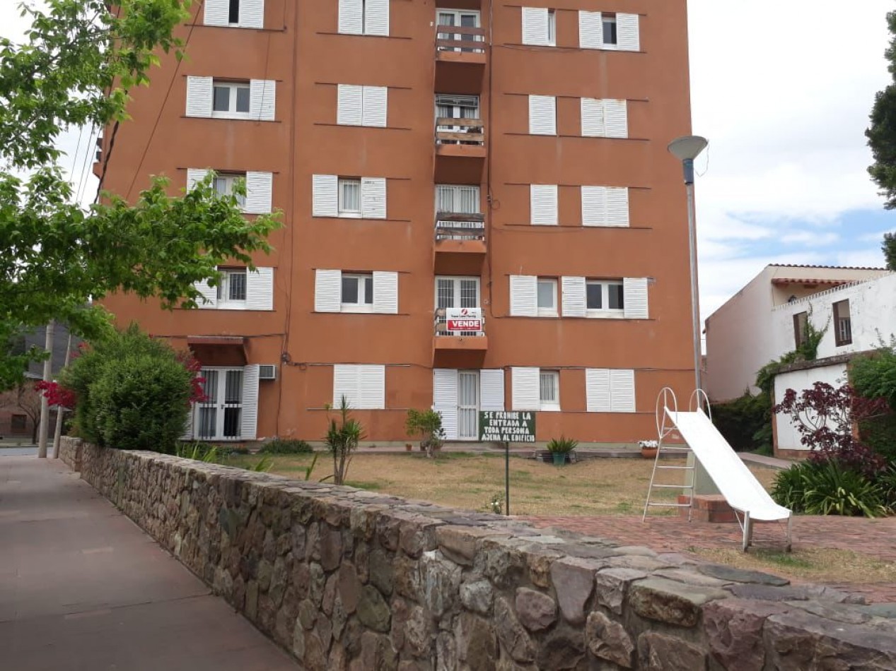 HERMOSO DEPARTAMENTO TRES DORM EN TRES CERRITOS