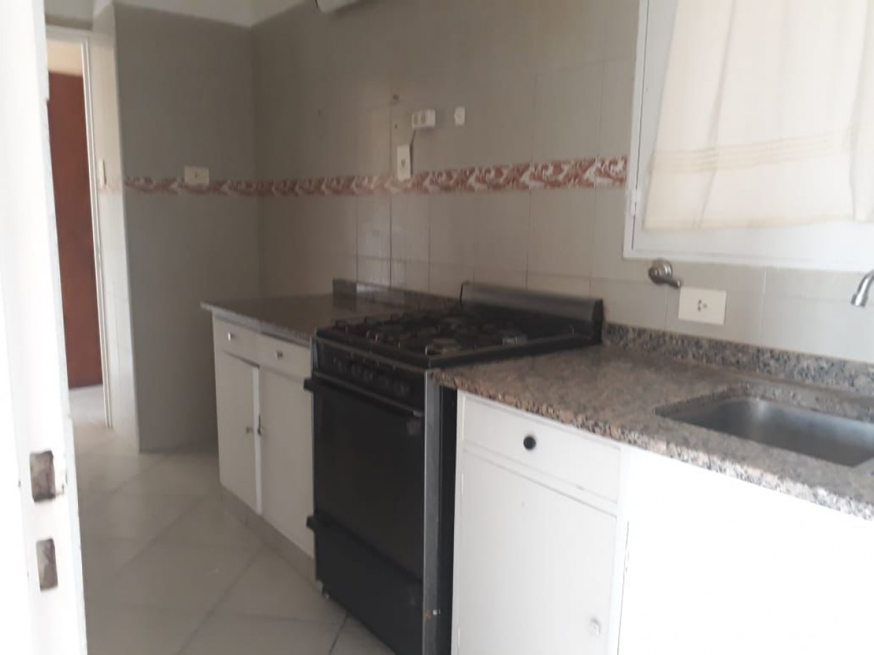 HERMOSO DEPARTAMENTO TRES DORM EN TRES CERRITOS