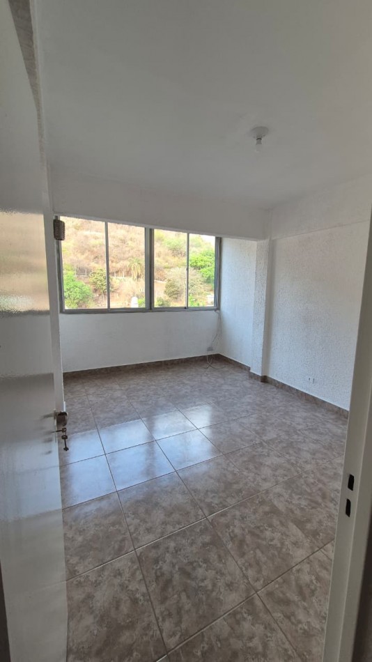 ALQUILER HERMOSO DEPARTAMENTO  ZONA TERMINAL