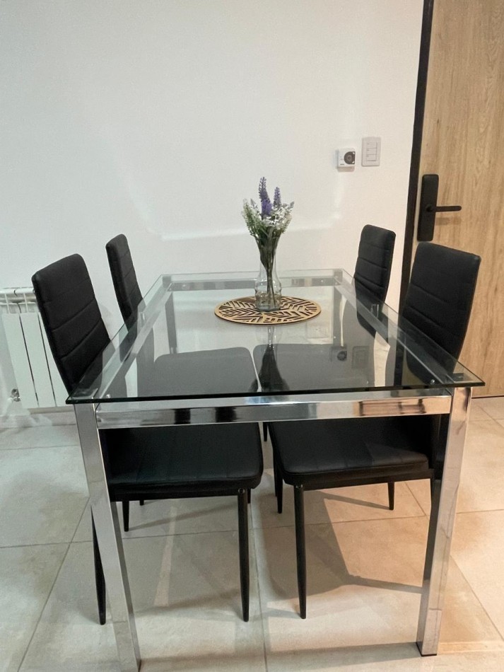 HERMOSO DEPTO UN DORMITORIO CON BALCON COCHERA CERCA DEL SHOPPING