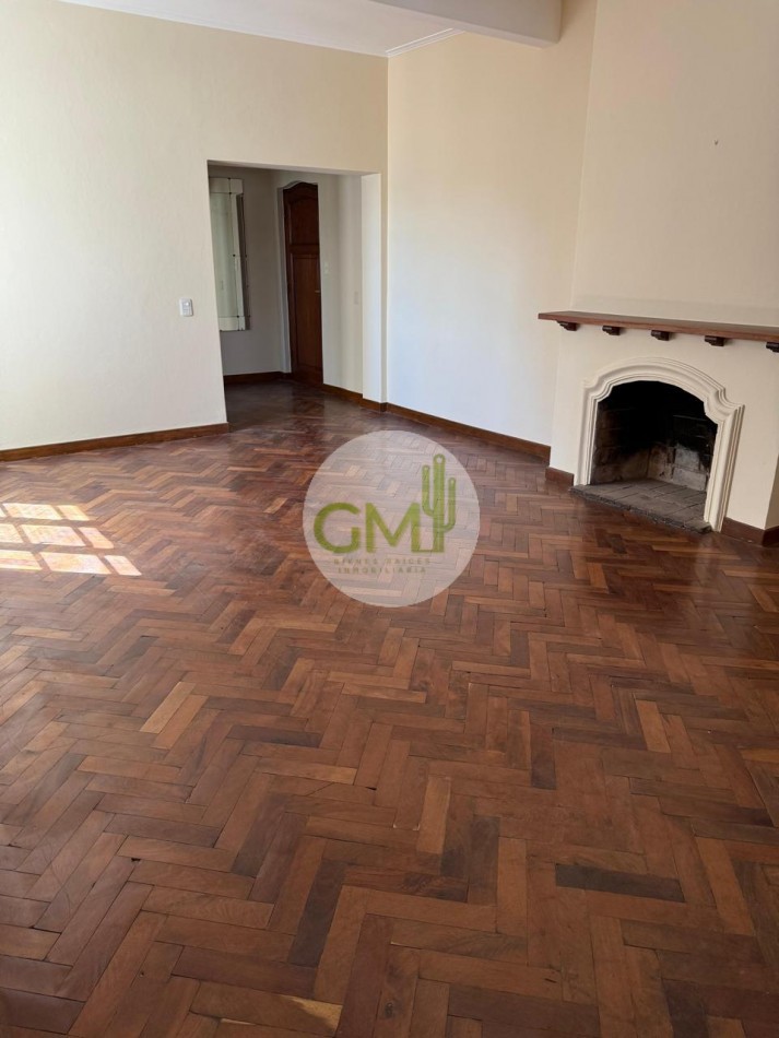 ALQUILER AMPLIO DEPARTAMENTO PLAZA 9 DE JULIO