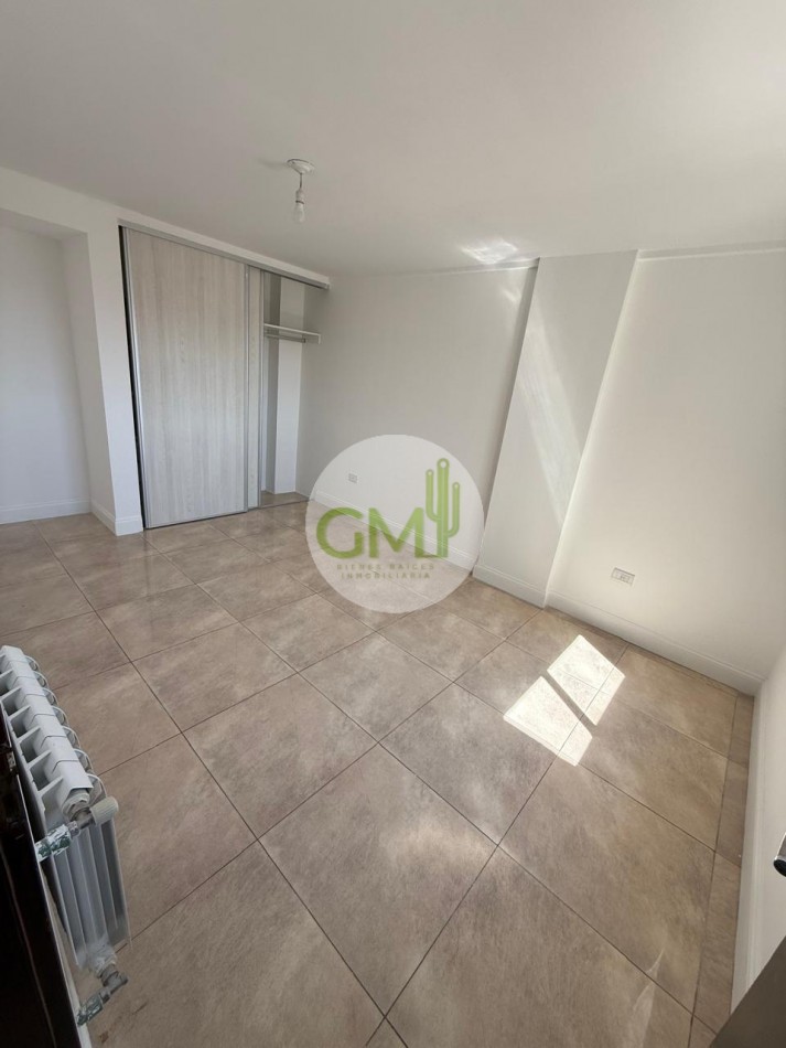 HERMOSO Y AMPLIO DEPTO DOS DORMITORIOS CON LAVADERO