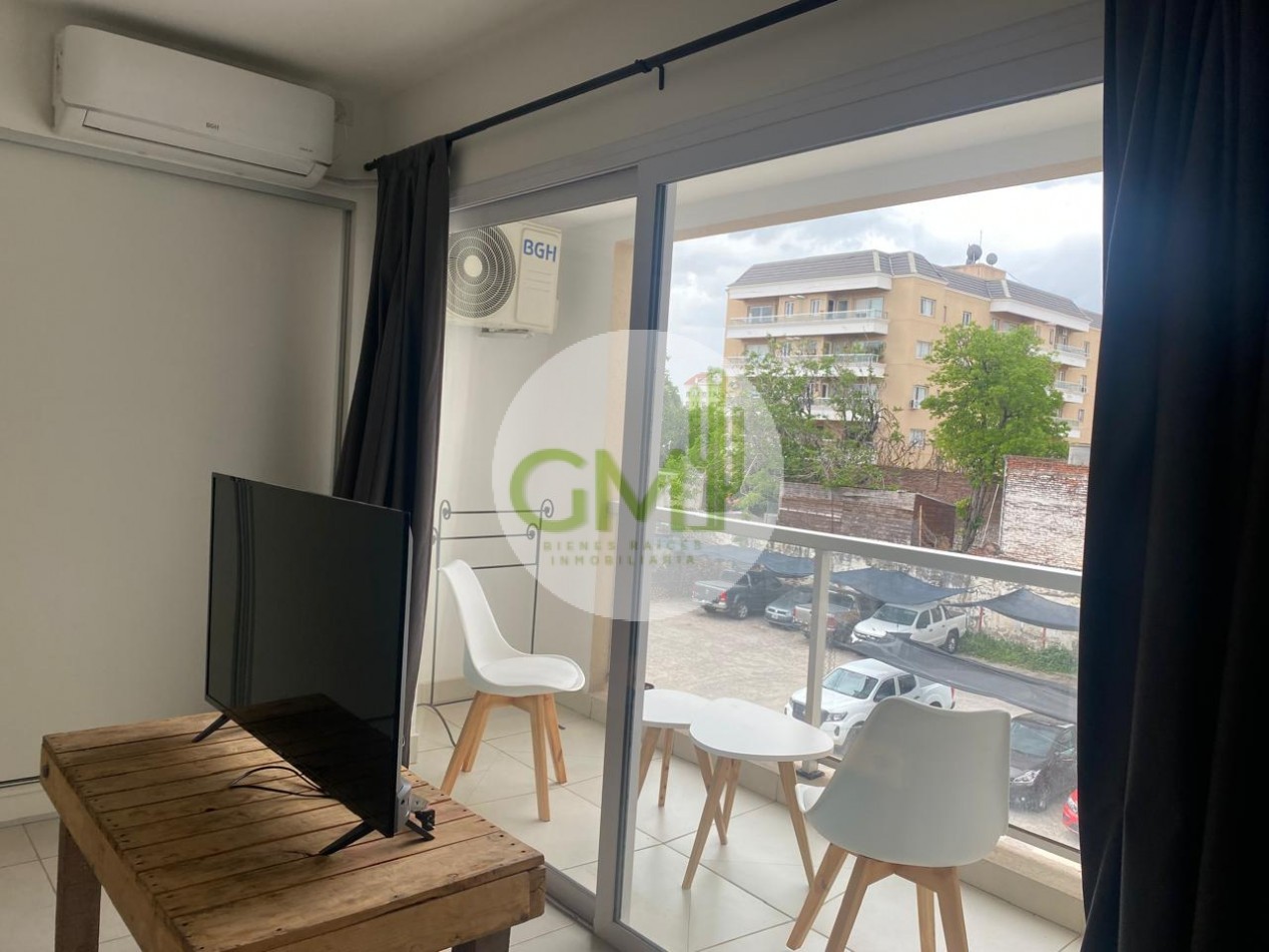 ALQUILER MONOAMBIENTE AMOBLADO