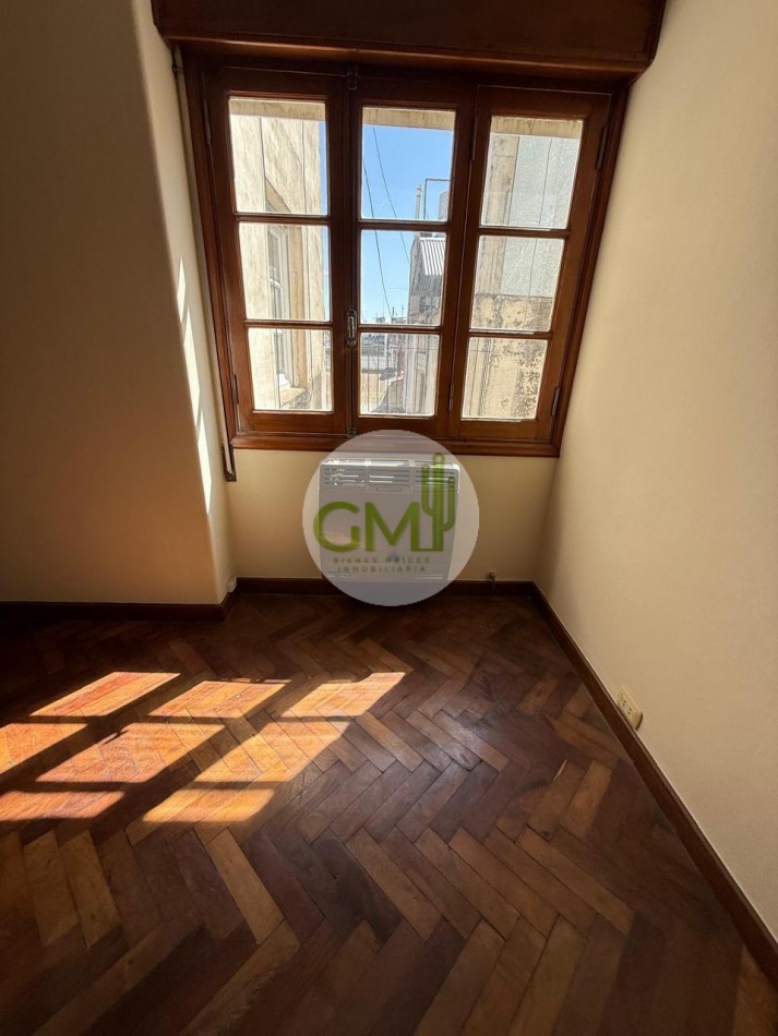 ALQUILER AMPLIO DEPARTAMENTO PLAZA 9 DE JULIO