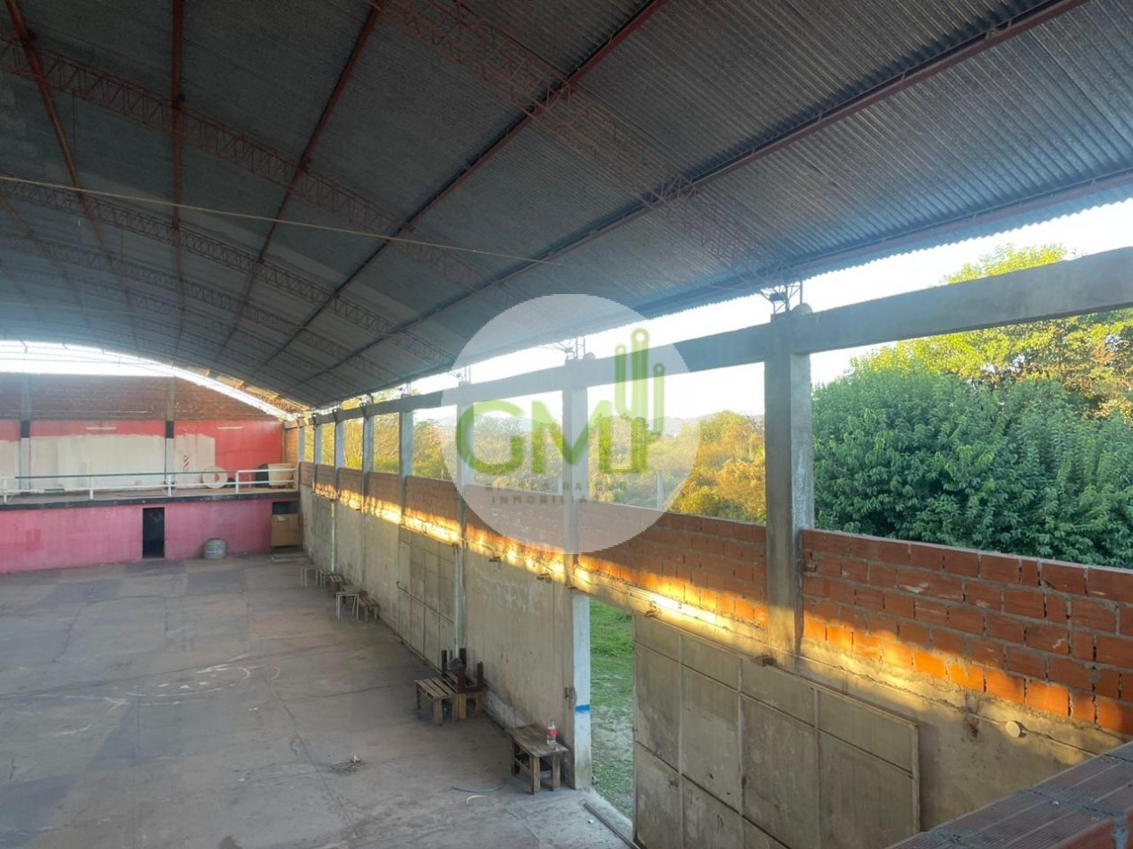 GALPON ZONA ATOCHA CON AMPLIO TERRENO  EN ALQUILER