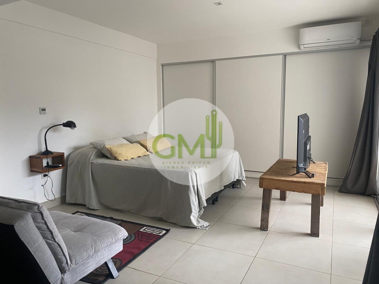 ALQUILER MONOAMBIENTE AMOBLADO