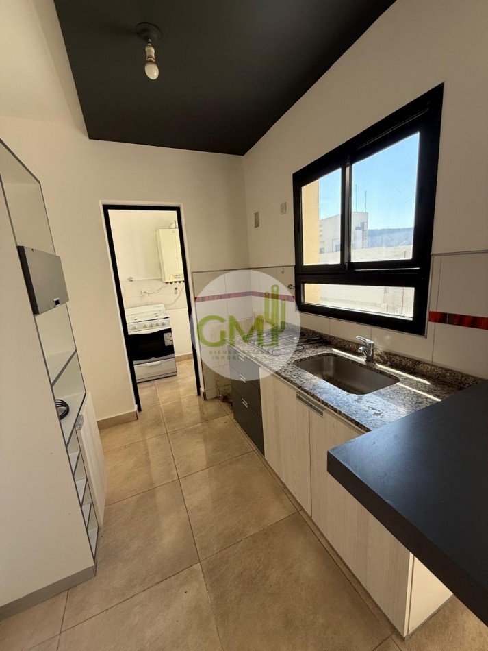 HERMOSO Y AMPLIO DEPTO DOS DORMITORIOS CON LAVADERO