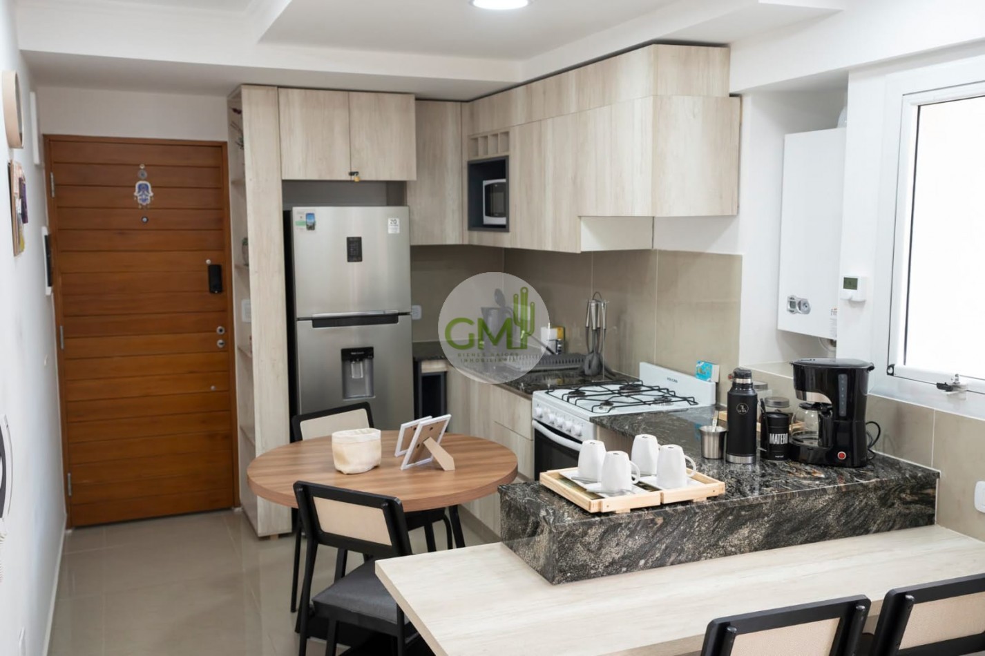 A ESTRENAR DEPTO AMOBLADO